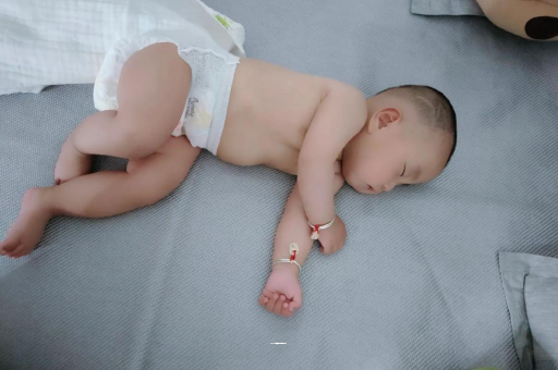 专业助孕公司几个月宝宝会抬头